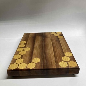 Vágódeszka méhsejt mintával - otthon & életmód - konyhafelszerelés, tálalás - sütés, főzés - vágódeszka - Meska.hu