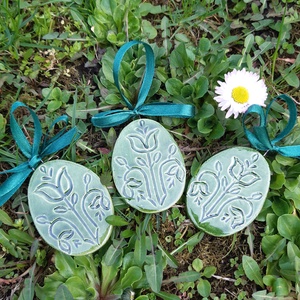 Húsvéti kerámia tojás dísz - otthon & életmód - dekoráció - fali és függő dekoráció - függődísz - Meska.hu