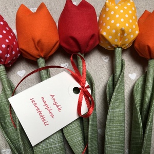 Anyák napi textil tulipánok / szett: 5 db/ ingyen ajándékkísérővel - otthon & lakás - dekoráció - Meska.hu