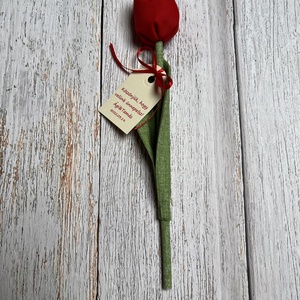 Esküvői köszönőajándék, textil tulipán, szatén szalag, köszönetajándék, ajándék, tulipán - esküvő - emlék & ajándék - köszönőajándék - Meska.hu