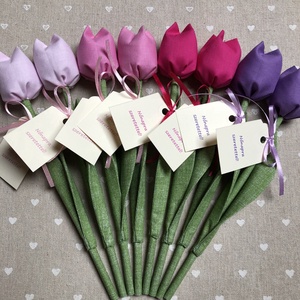 Nőnapi textil tulipánok / szett: 8 db/ ingyen ajándékkísérővel - Meska.hu
