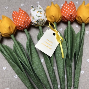 Anyák napi textil tulipánok / szett: 7 db/ ingyen ajándékkísérővel - Meska.hu