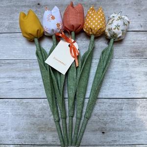 Névnapi tulipán /szett: 5 db/ ajándékkártyával, Otthon & Lakás, Dekoráció, Virágdísz és tartó, Csokor & Virágdísz, Varrás, MESKA