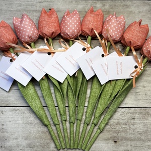 Nőnapi textil tulipánok / szett: 8 db/ ingyen ajándékkísérővel - Meska.hu