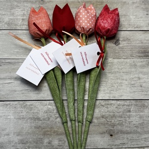 Nőnapi textil tulipánok / szett: 4 db/ ingyen ajándékkísérővel, Otthon & Életmód, Dekoráció, Virágdísz és tartó, Csokor & Virágdísz, Varrás, MESKA