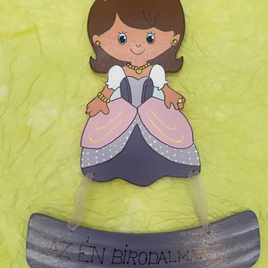 Hercegnő, királylány gyerekszoba dísz, tábla - otthon & életmód - dekoráció - ajtó- és ablak dekoráció - ablakdísz - Meska.hu