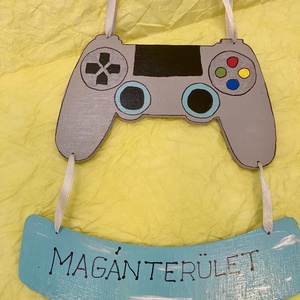 Fiús gyerekszoba tábla, konzol - otthon & életmód - dekoráció - ajtó- és ablak dekoráció - ablakdísz - Meska.hu