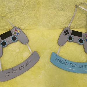 Fiús gyerekszoba tábla, konzol - otthon & életmód - dekoráció - ajtó- és ablak dekoráció - ablakdísz - Meska.hu