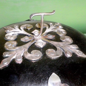 Sütődiszkosz 10 személyes monogrammal, veretekkel, Otthon & Életmód, Konyhafelszerelés, tálalás, Sütés, főzés, Sütő- és főzőedény, Fémmegmunkálás, MESKA