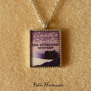 Agatha Christie: A Sittaford-rejtély (nyaklánc) - ékszer - nyaklánc - medálos nyaklánc - Meska.hu Agatha Christie: A Sittaford-rejtély (nyaklánc) - ékszer - nyaklánc - medálos nyaklánc - Meska.hu