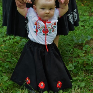 Leányka pörgős szoknya - matyó - ruha & divat - babaruha & gyerekruha - szoknya - Meska.hu