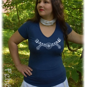 Zalai Ragyogó: fehérhímzéssel díszített felső  kék RU, Ruha & Divat, Női ruha, Póló, felső, Hímzés, Varrás, MESKA