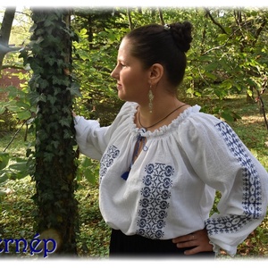 Borbolya gézblúz (fehér-kék) - ruha & divat - női ruha - blúz - Meska.hu