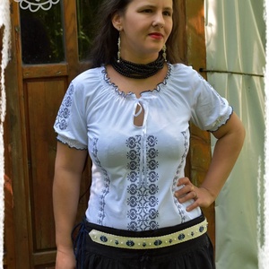 Borbolya szalagos blúz (fehér-kék) RU - Meska.hu