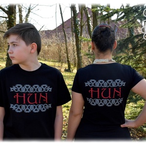 HUN fekete RU (fehérnépeknek) - ruha & divat - női ruha - póló, felső - Meska.hu