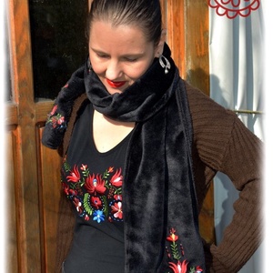 Matyó téli sál  fekete - Meska.hu