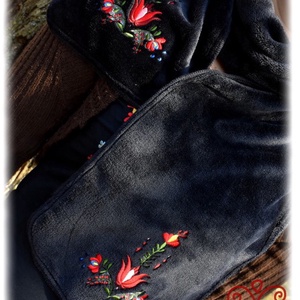 Matyó téli sál � fekete - ruha & divat - sál, sapka, kendő - sál - Meska.hu