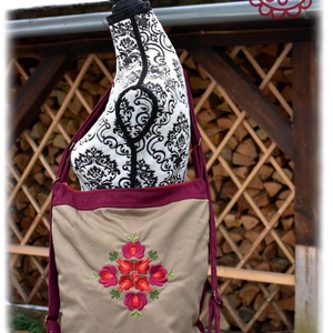 Cifra hátitarisznya � Matyó (bordó-khaki) - táska & tok - hátizsák - hátizsák - Meska.hu