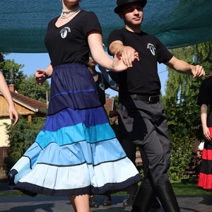 Vidéki szoknya � kék árnyalatos - ruha & divat - női ruha - szoknya - Meska.hu