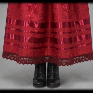 Kánya szoknya � bordó brokát - ruha & divat - női ruha - szoknya - Meska.hu