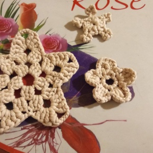 Karácsonyi csillag, Otthon & Életmód, Dekoráció, Ajtó- és ablak dekoráció, Ajtódísz & Kopogtató, Horgolás, MESKA