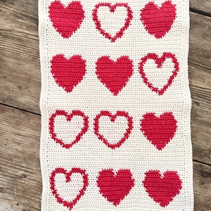 Szíves horgolt kéztörlő - otthon & életmód - fürdőszoba - törölköző - Meska.hu