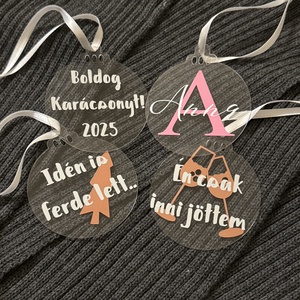 Névre szóló karácsonyfadísz - karácsony - karácsonyi lakásdekoráció - karácsonyfadíszek - Meska.hu