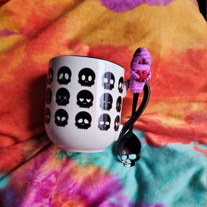 Fáslislány, szerelmes múmia koponyás kanál, ajándék bögrével - otthon & életmód - konyhafelszerelés, tálalás - tálalás - bögre & csésze - Meska.hu