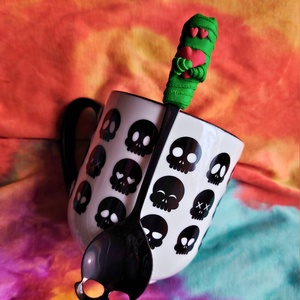 Fáslisfiú, szerelmes múmia koponyás kanál, ajándék bögrével - otthon & életmód - konyhafelszerelés, tálalás - tálalás - bögre & csésze - Meska.hu