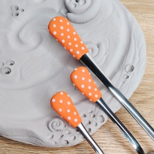 Narancssárga-fehér pöttyös kiegészítő kanálkészlet - 3 darabos szett, Otthon & Életmód, Konyhafelszerelés, tálalás, Tálalás, Kanál & Villa, Gyurma, MESKA