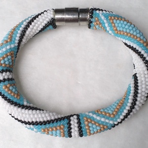 gyöngyhorgolt karkötő - ékszer - karkötő - gyöngyös karkötő - Meska.hu