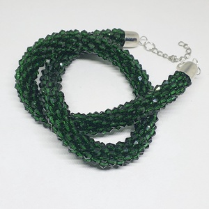 Zöld gyöngyhorgolt nyaklánc - ékszer - nyaklánc - gyöngyös nyaklánc - Meska.hu