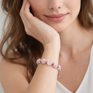 Rózsaszín gyöngy karkötők - ékszer - karkötő - gyöngyös karkötő - Meska.hu