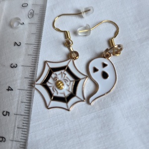Halloween szellem-pókháló fülbevaló - ékszer - fülbevaló - lógó fülbevaló - Meska.hu