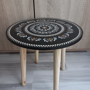 Pontozott mandala asztalka - Meska.hu