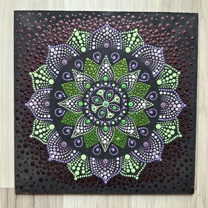 Pontozott mandala -  Zöld, lila, fehér - otthon & életmód - dekoráció - spiritualitás - mandala - Meska.hu