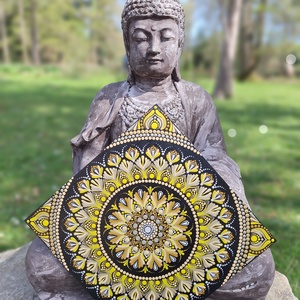 Pontozott mandala - Sárga, Napfonatcsakra mandala - otthon & életmód - dekoráció - spiritualitás - mandala - Meska.hu Pontozott mandala - Sárga, Napfonatcsakra mandala - otthon & életmód - dekoráció - spiritualitás - mandala - Meska.hu
