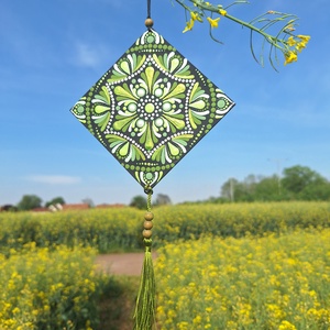 Pontozott mandala - Zöld függő - Meska.hu