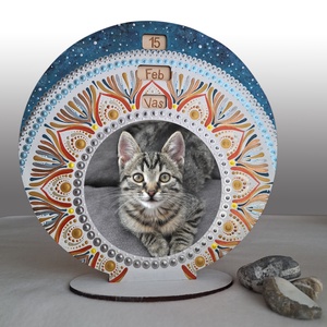 Egyedi öröknaptár saját fotóval - 25 cm, Otthon & Életmód, Dekoráció, Spiritualitás, Mandala, Festészet, MESKA