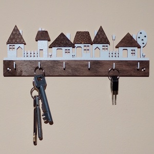 Házikós fali kulcstartó - dió barna / fehér, Otthon & Lakás, Dekoráció, Fali és függő dekoráció, Fali kulcstartó, Famegmunkálás, Mindenmás, MESKA