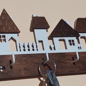 Házikós fali kulcstartó - dió barna / fehér - otthon & életmód - dekoráció - fali és függő dekoráció - fali kulcstartó - Meska.hu