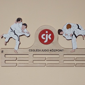 Egyedi logós éremtartó, judo, festett, 30cm, Otthon & Életmód, Dekoráció, Fali és függő dekoráció, Falra akasztható dekor, Famegmunkálás, Mindenmás, MESKA