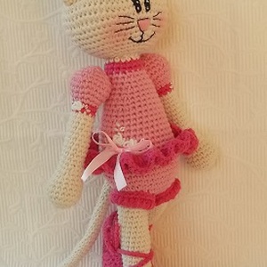Balerina Cica - horgolt cica figura -  - Meska.hu