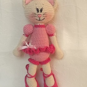 Balerina Cica - horgolt cica figura -  - Meska.hu