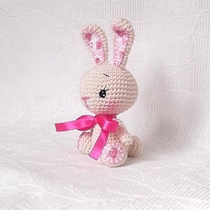 Nyuszi - amigurumi - játék & sport - plüssállat & játékfigura - nyuszi - Meska.hu