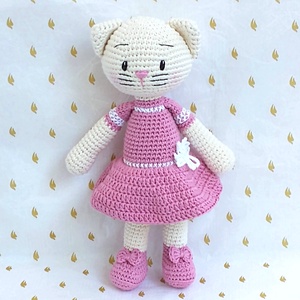  Horgolt fehér cica kislány - rózsaszínben - amigurumi - Meska.hu