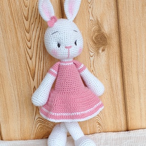 Fehér horgolt nyuszilány - rózsaszín ruhás - 30cm - horgolt nyuszi - Meska.hu