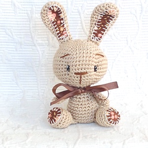  Drapp nyuszi- barack rózsákkal- horgolt - amigurumi- marokállat, Játék & Sport, Plüssállat & Játékfigura, Nyuszi, Horgolás, MESKA