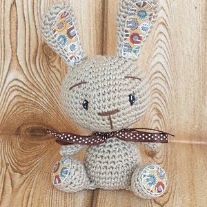 Drapp Nyuszi pöttyes szalagos - amigurumi- marokállat - Meska.hu