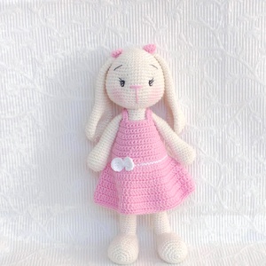 Nyuszi lány- hosszú fülekkel - rózsaszín ruhás- horgolt figura - játék & sport - plüssállat & játékfigura - nyuszi - Meska.hu